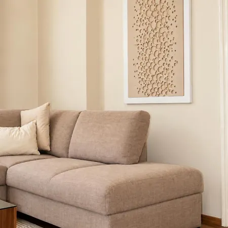 Damjanich Grand Apartment *